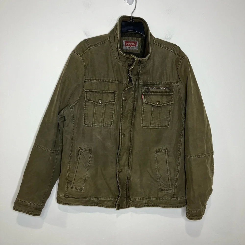 Levi’s mid weight utility jacket Olive men’s size large‎ full zip snaps trendy